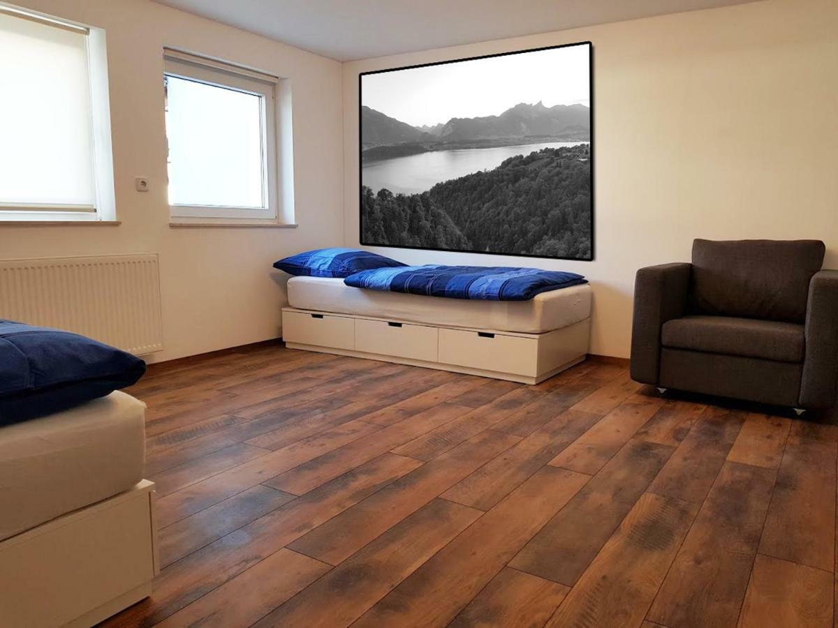 Monteurzimmer Obersulm Hotel Bagian luar foto