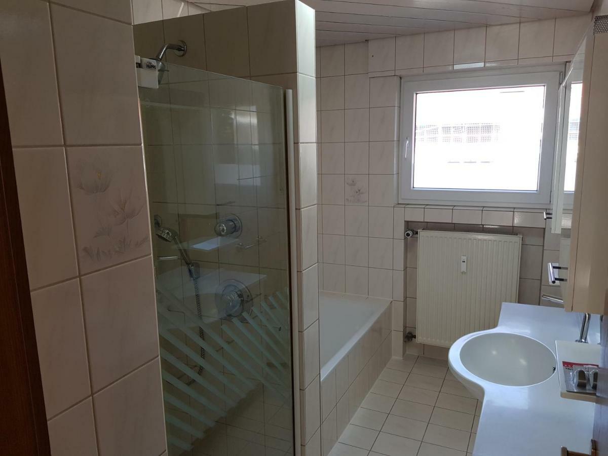 Monteurzimmer Obersulm Hotel Bagian luar foto