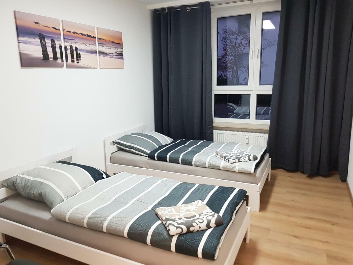 Monteurzimmer Obersulm Hotel Bagian luar foto