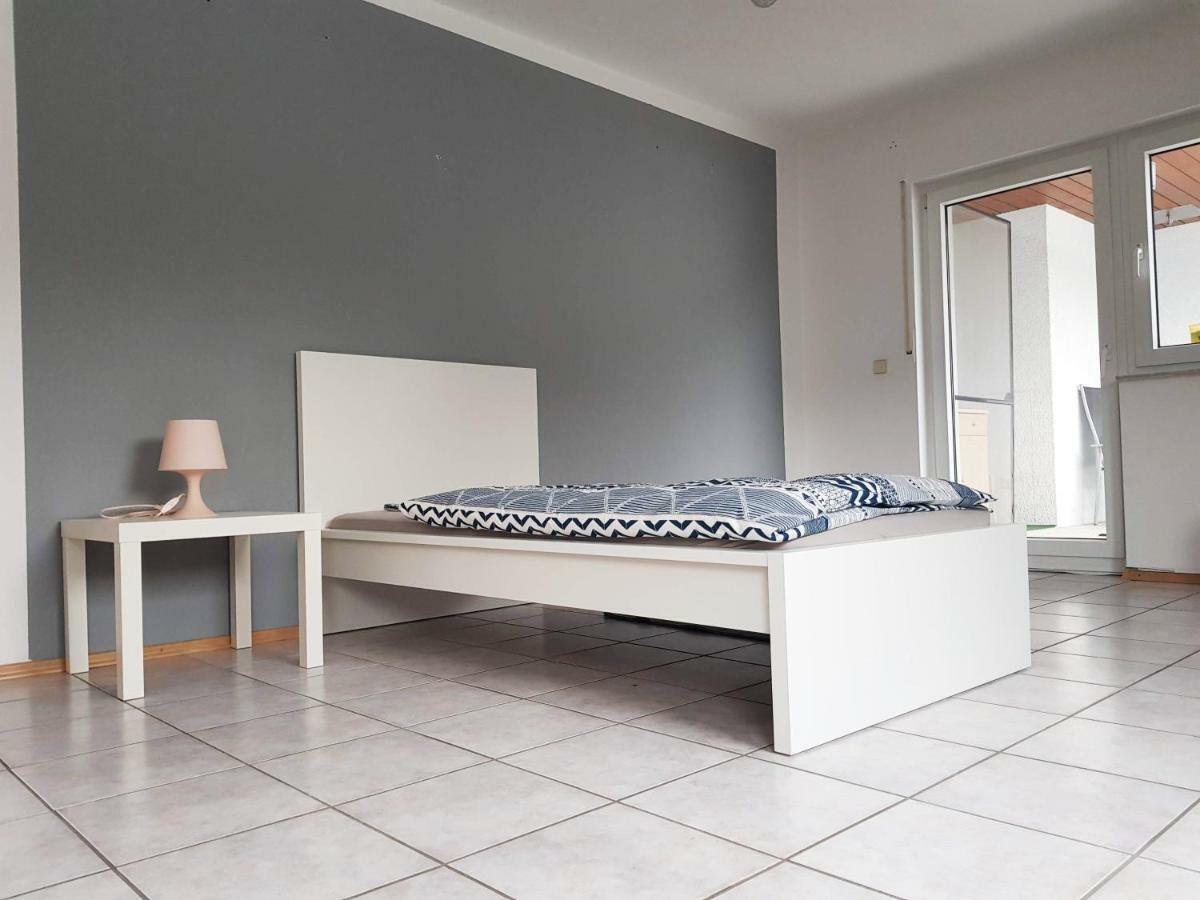 Monteurzimmer Obersulm Hotel Bagian luar foto